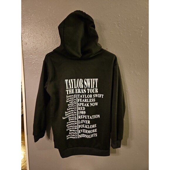 Taylor Swift The Eras Tour Hoodie‎ size medium Black ex condition (A642) - Picture 6 of 8